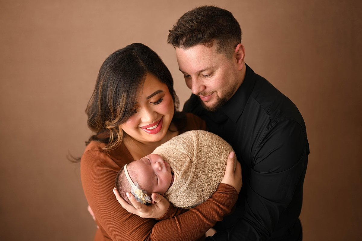 NJ newborn parent poses